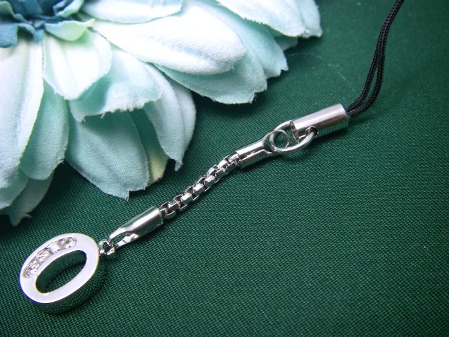 �L���[�r�b�N�W���R�j�A�̌g�уX�g���b�v