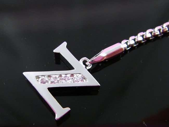 �L���[�r�b�N�W���R�j�A�̌g�уX�g���b�v