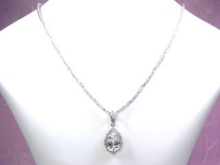 �L���[�r�b�N�W���R�j�A�@�l�b�N���X