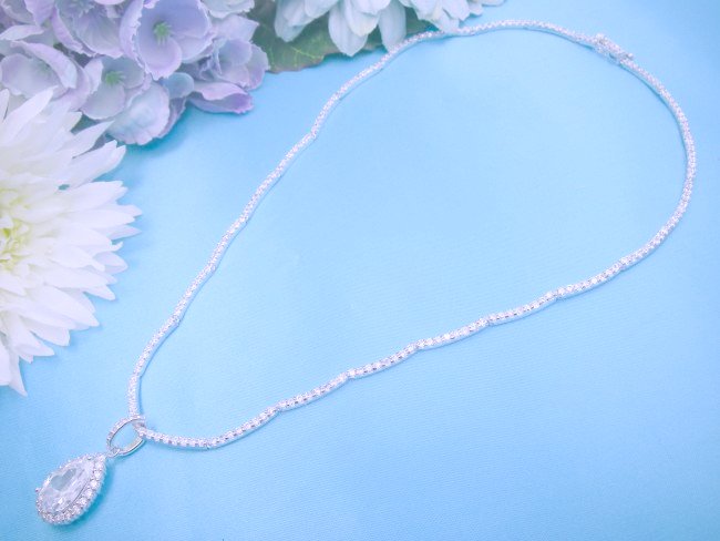 �L���[�r�b�N�W���R�j�A�@�l�b�N���X