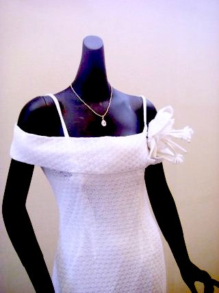 J10274 �L���[�r�b�N�W���R�j�A�̃l�b�N���X