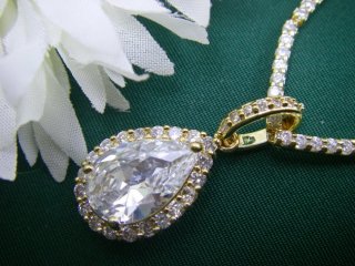 �L���[�r�b�N�W���R�j�A�@�l�b�N���X