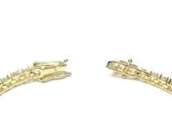 �e�j�X�u���X���b�g�@�L���[�r�b�N�W���R�j�A�E�A�N�Z�T���[