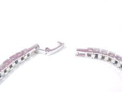 �e�j�X�u���X���b�g�@�L���[�r�b�N�W���R�j�A�E�A�N�Z�T���[