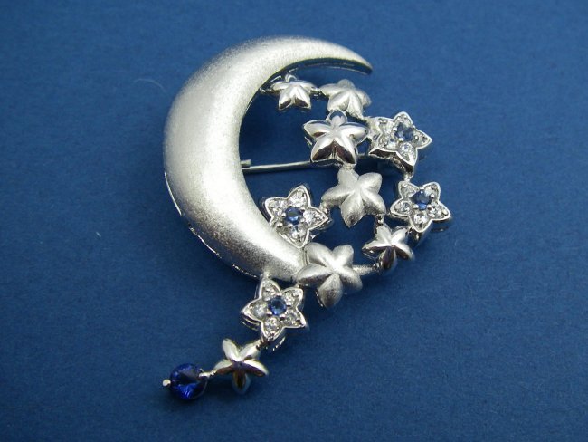 �L���[�r�b�N�W���R�j�A�@�u���[�`�@�����`�[�t