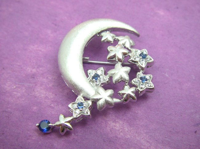 �L���[�r�b�N�W���R�j�A�@�u���[�`�@�����`�[�t