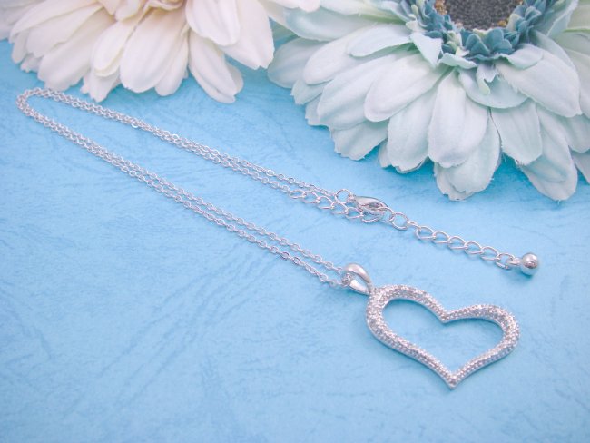 �L���[�r�b�N�W���R�j�A�@�n�[�g�@�y���_���g