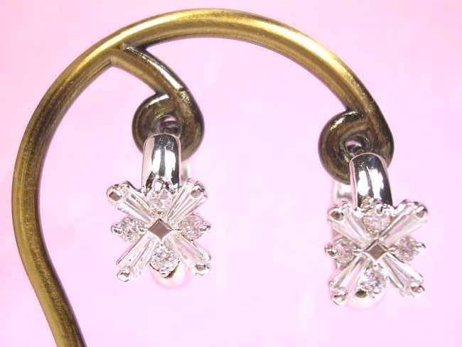 �A�N�Z�T���[�E�s�A�X