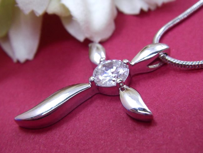 �L���[�r�b�N�W���R�j�A�@�N���X�@�y���_���g