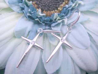 �L���[�r�b�N�W���R�j�A�@�N���X�@�s�A�X