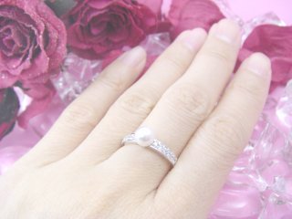 �L���[�r�b�N�W���R�j�A �����O