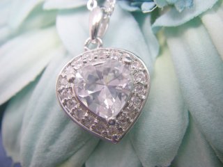 �n�[�g�@�y���_���g�@�L���[�r�b�N�W���R�j�A�E�A�N�Z�T���[