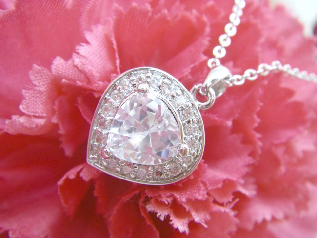 �n�[�g�@�y���_���g�@�L���[�r�b�N�W���R�j�A�E�A�N�Z�T���[