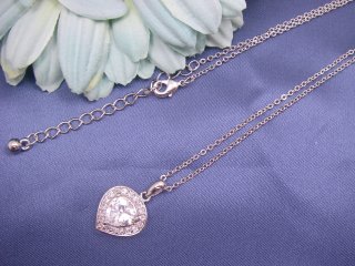 �n�[�g�@�y���_���g�@�L���[�r�b�N�W���R�j�A�E�A�N�Z�T���[