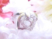 CZ�@�L���[�r�b�N�W���R�j�A�i�����O�j�@�n�[�g�@�w�ցiJ10317)