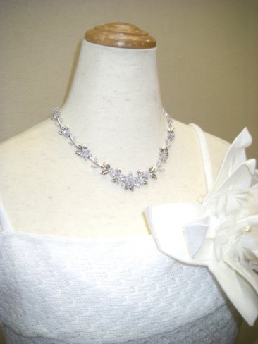 �t�����[���`�[�t�@�L���[�r�b�N�W���R�j�A�̃l�b�N���X