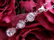 CZ�@�L���[�r�b�N�W���R�j�A�@�����O�E�y���_���g