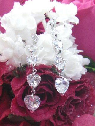 �L���[�r�b�N�W���R�j�A�̃C�������O�@�s�A�X