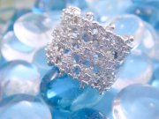 CZ�@�L���[�r�b�N�W���R�j�A�i�����O�j