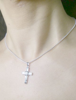 �N���X�i�\���ˁj�@�y���_���g�@�L���[�r�b�N�W���R�j�A�E�A�N�Z�T���[