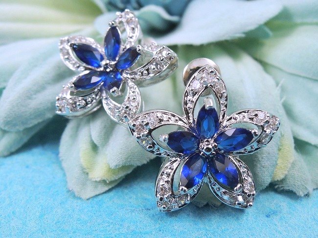 �T�t�@�C��CZ�E�A�N�Z�T���[�@�C�������O