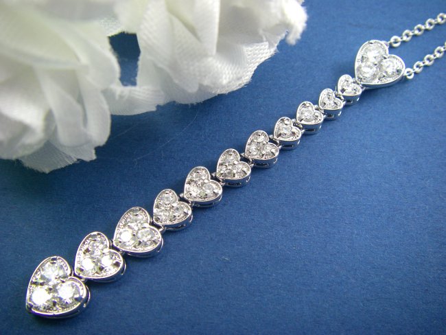 �n�[�g�@�y���_���g�@CZ�A�N�Z�T���[