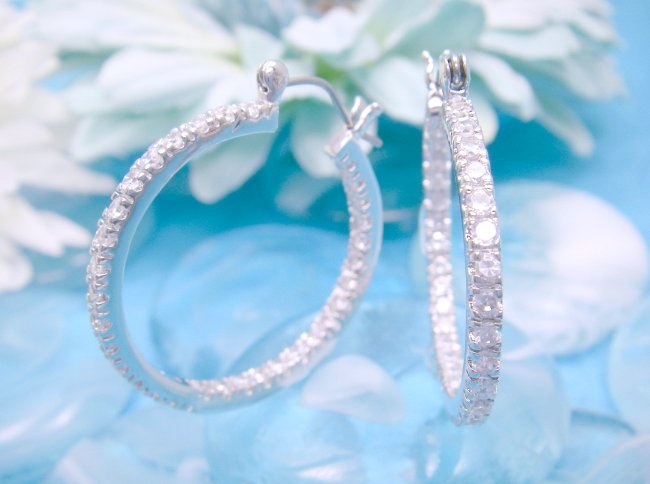 �t�[�v�s�A�X