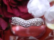 �L���[�r�b�N�W���R�j�A�i�����O�j