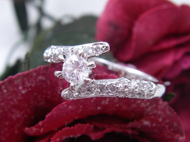 �L���[�r�b�N�W���R�j�A�@�����O