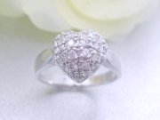 �L���[�r�b�N�W���R�j�A�i�����O�j�@�p���F�@�n�[�g�@�w�ցiJ10379)