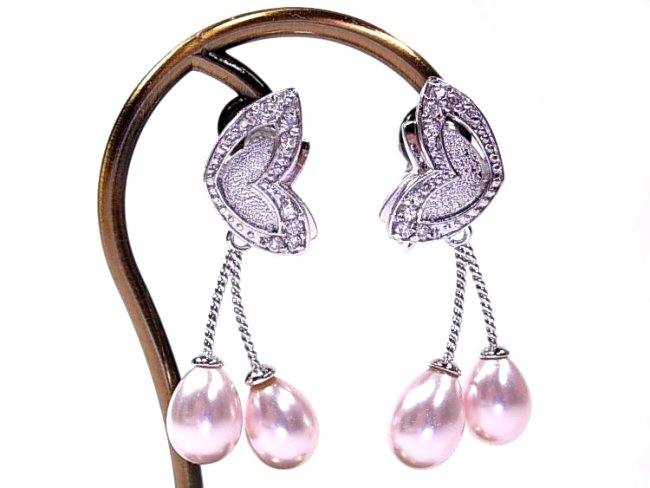 �p�[���ƃL���[�r�b�N�W���R�j�A�̃s�A�X