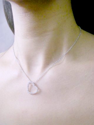 �L���[�r�b�N�W���R�j�A�̃y���_���g�@�n�[�g