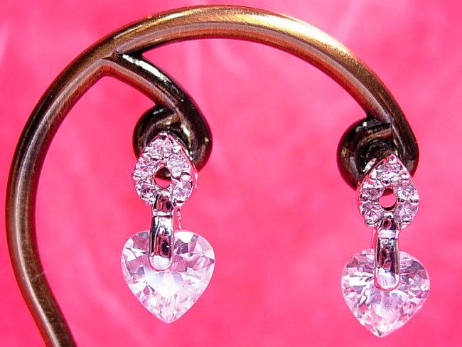 CZ�A�N�Z�T���[�@�s�A�X