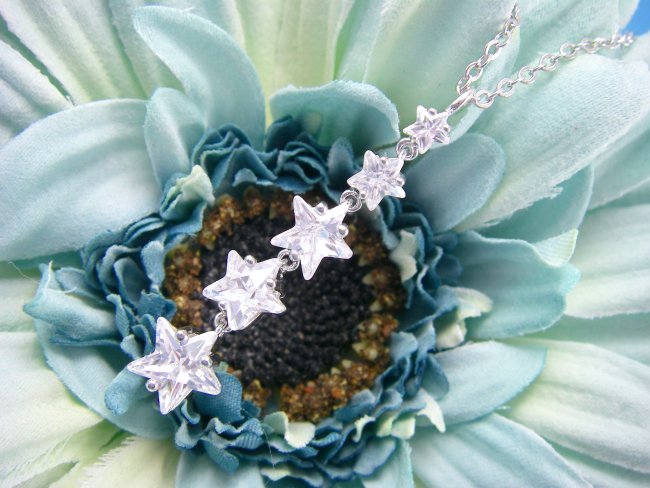 �L���[�r�b�N�W���R�j�A�@���y���_���g