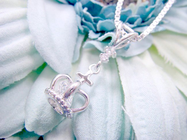 �N���E���@�y���_���g