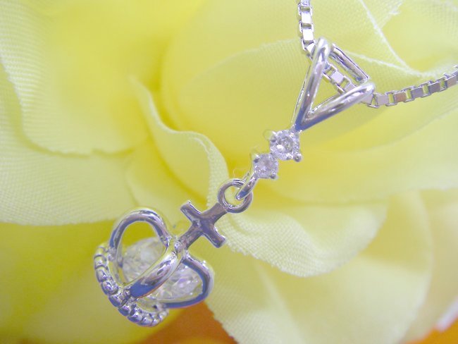 �N���E���@�y���_���g