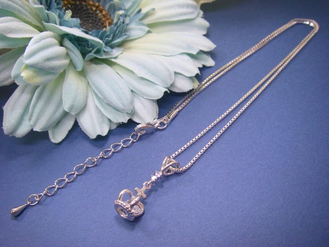 �N���E���@�y���_���g