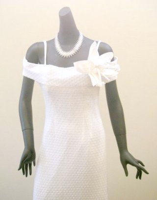 �L���[�r�b�N�W���R�j�A�̃l�b�N���X