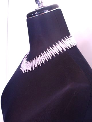 �L���[�r�b�N�W���R�j�A�@�l�b�N���X