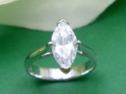 �L���[�r�b�N�W���R�j�A�i�����O�j