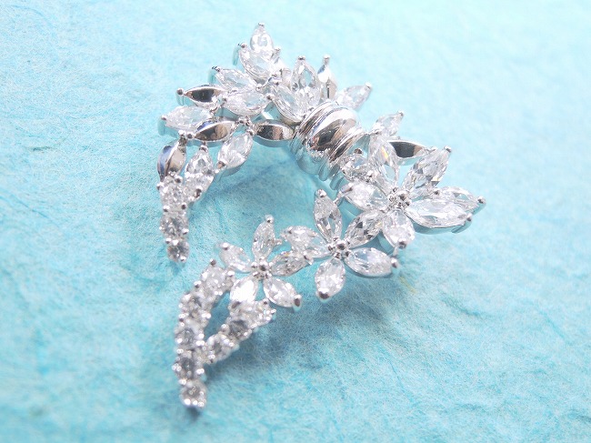 �t�����[���`�[�t�@CZ�@�L���[�r�b�N�W���R�j�A�@�u���[�`