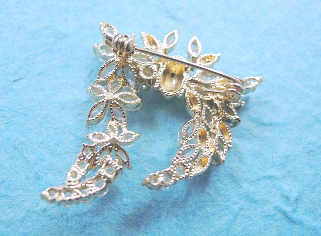 �t�����[���`�[�t�@CZ�@�L���[�r�b�N�W���R�j�A�@�u���[�`