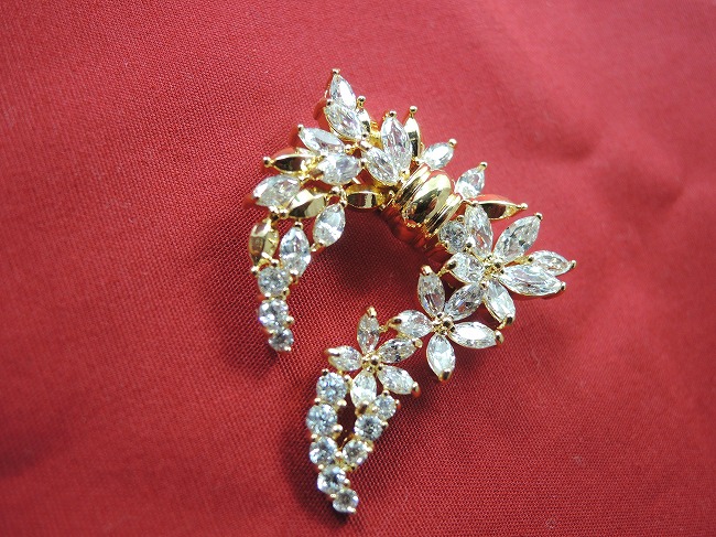 �t�����[���`�[�t�@CZ�@�L���[�r�b�N�W���R�j�A�@�u���[�`