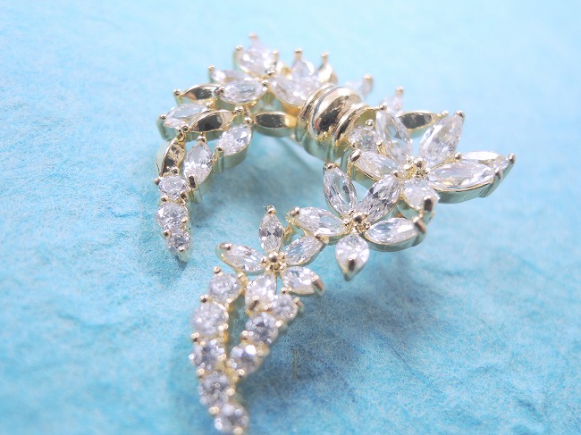 �t�����[���`�[�t�@CZ�@�L���[�r�b�N�W���R�j�A�@�u���[�`