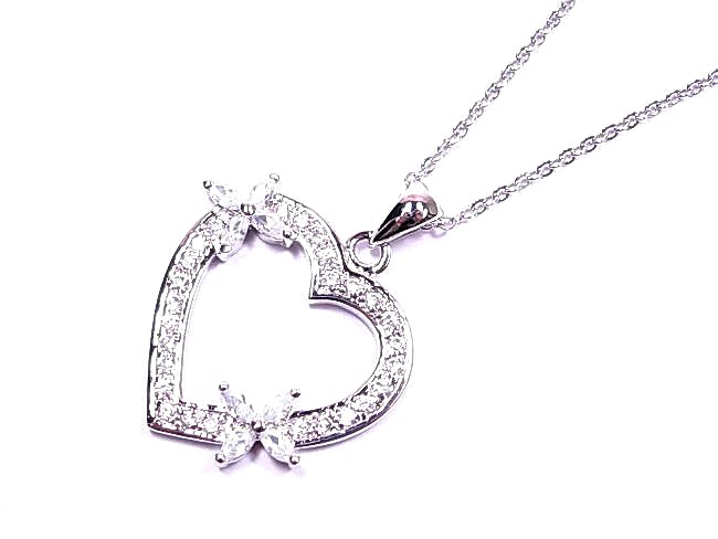 �L���[�r�b�N�W���R�j�A�̃y���_���g�@�n�[�g