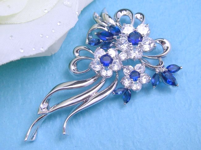 �t�����[���`�[�t�@�u���[�`