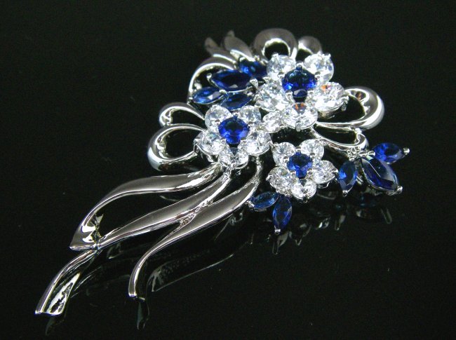 �t�����[���`�[�t�@�u���[�`