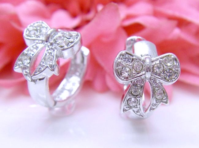 ���{�����`�[�t�@�t�����[���`�[�t�@�L���[�r�b�N�W���R�j�A�E�A�N�Z�T���[