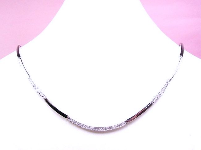 �p���F�E�L���[�r�b�N�W���R�j�A�ƃn�C�E�|���b�V���̃R���g���X�g�ȍׂ߂̃l�b�N���X