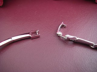 �p���F�E�L���[�r�b�N�W���R�j�A�ƃn�C�E�|���b�V���̃R���g���X�g�ȍׂ߂̃l�b�N���X